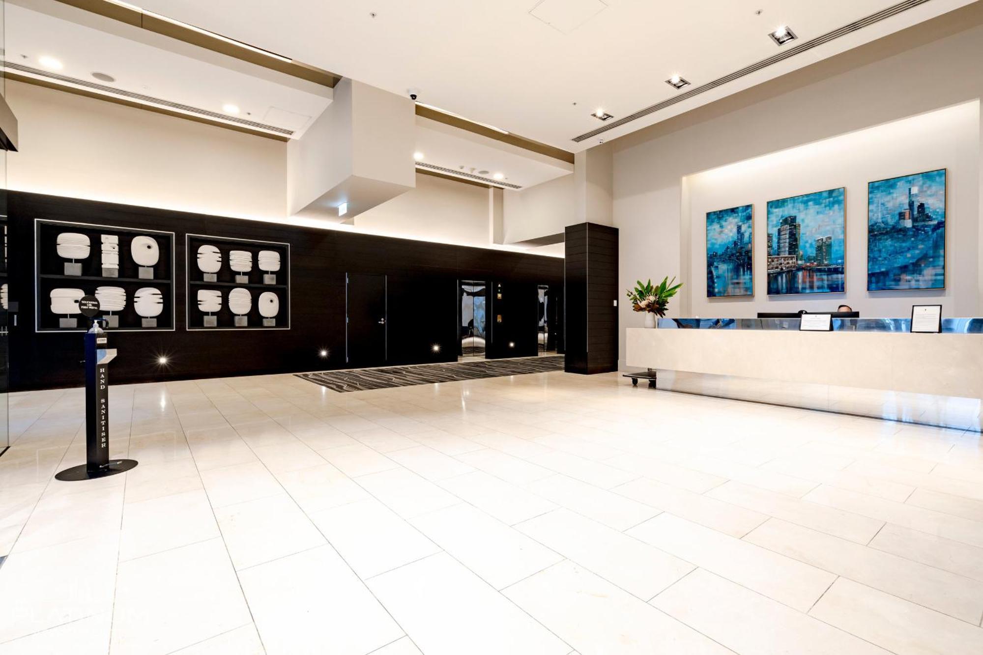 Platinum Luxury Stays At Freshwater Place メルボルン エクステリア 写真